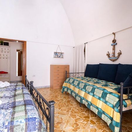 מרטינה פרנקה Vico II Terrace Apartment A Step From Piazza Roma מראה חיצוני תמונה