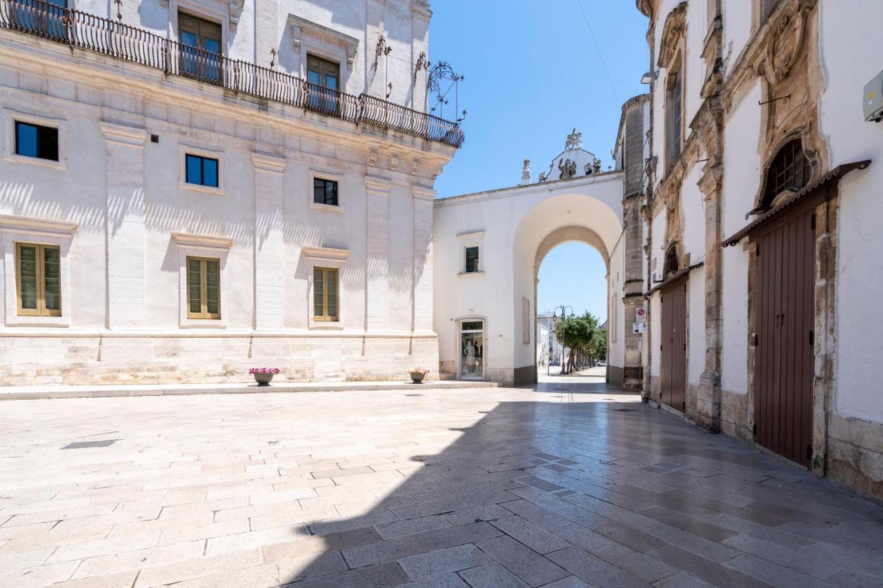 מרטינה פרנקה Vico II Terrace Apartment A Step From Piazza Roma מראה חיצוני תמונה