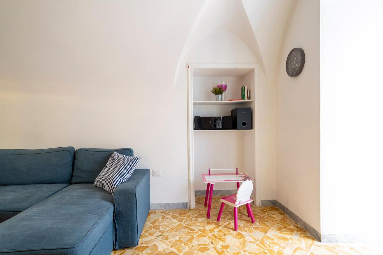 מרטינה פרנקה Vico II Terrace Apartment A Step From Piazza Roma מראה חיצוני תמונה