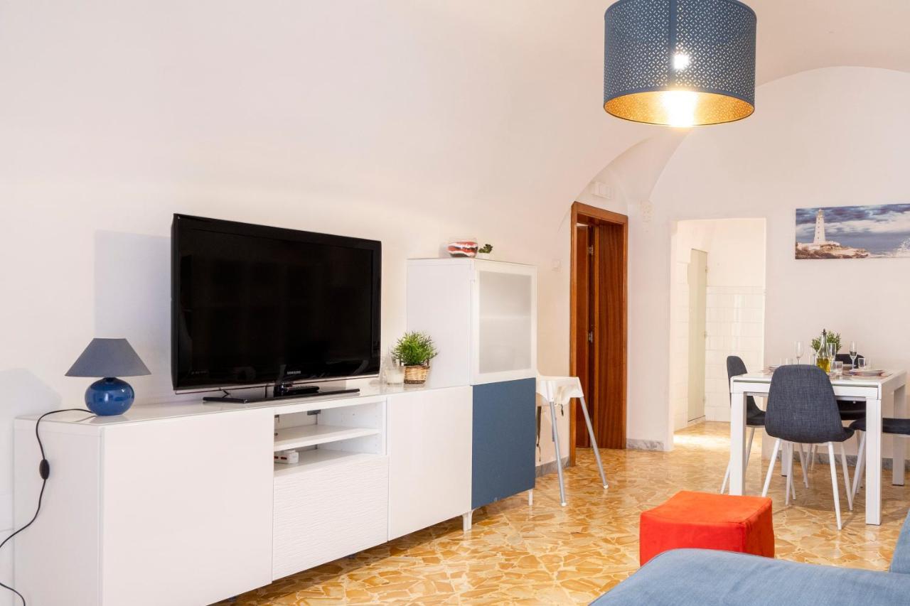 מרטינה פרנקה Vico II Terrace Apartment A Step From Piazza Roma מראה חיצוני תמונה
