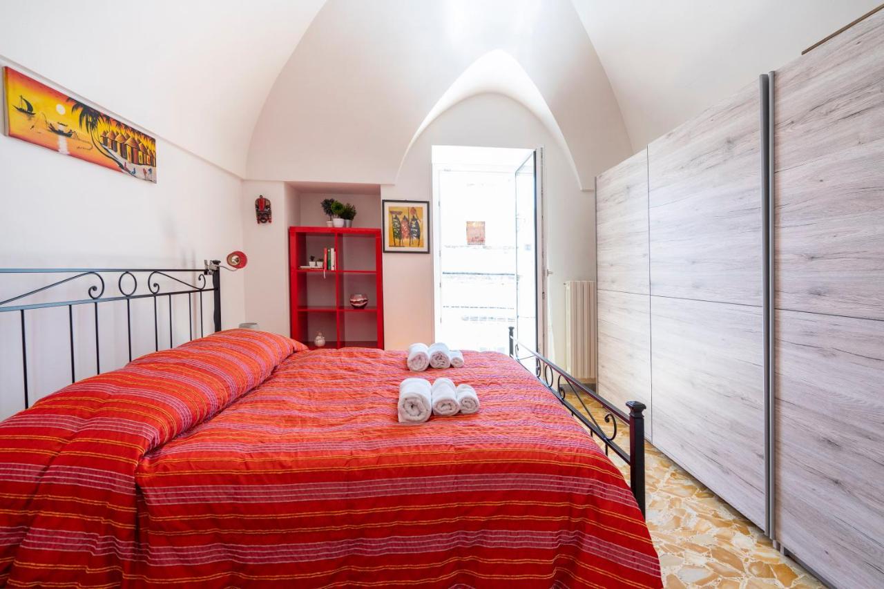 מרטינה פרנקה Vico II Terrace Apartment A Step From Piazza Roma מראה חיצוני תמונה
